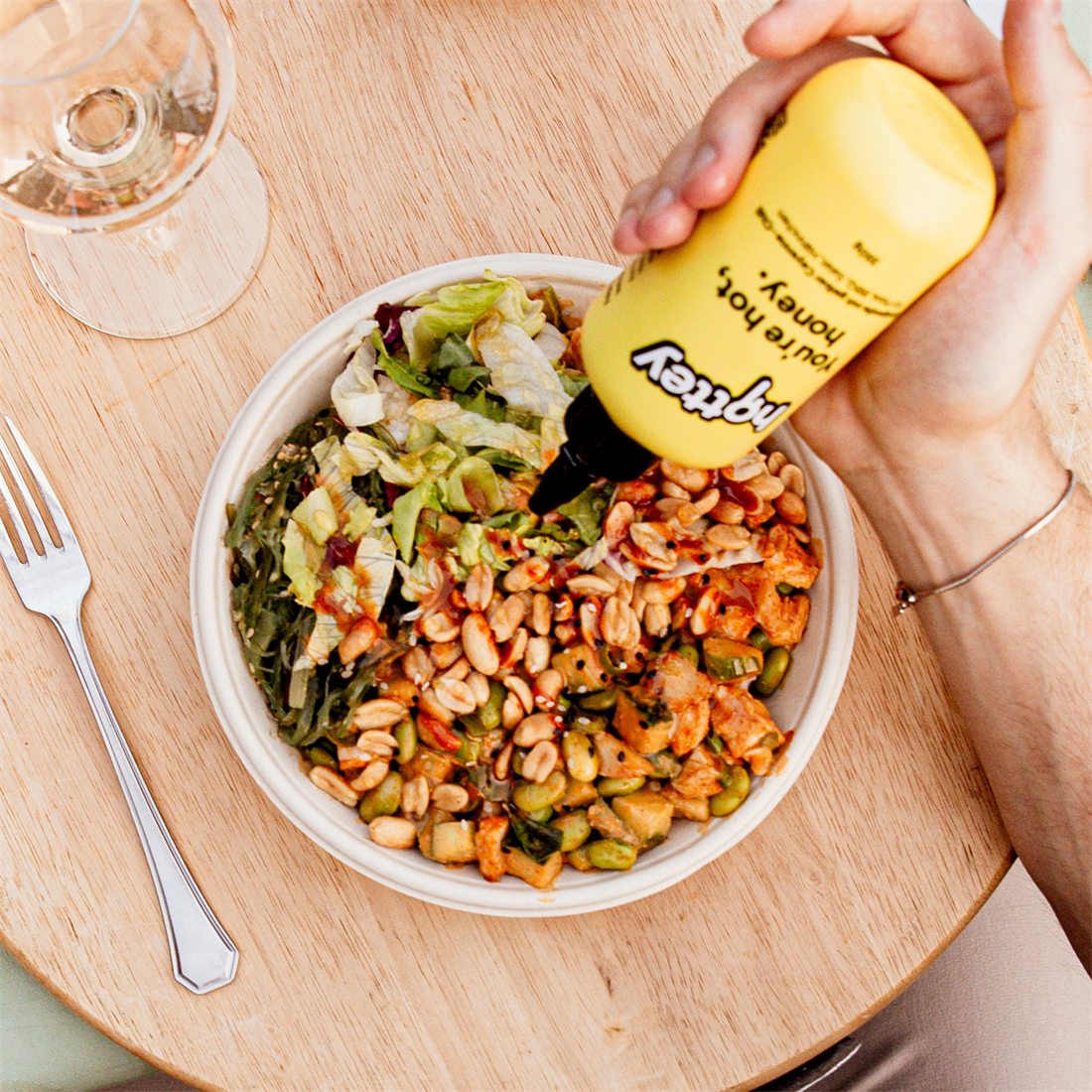 Hot Honey Bowls & Salate